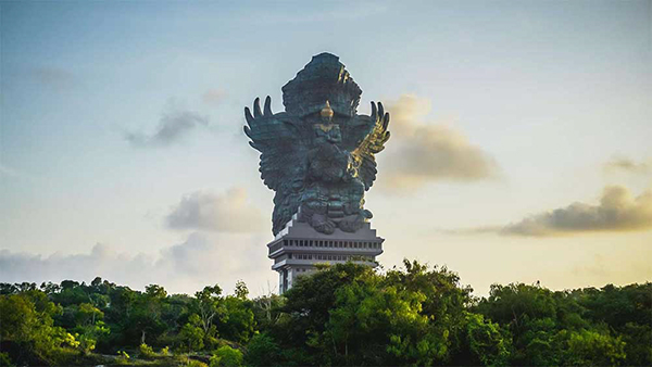 Paket Tour GWK – Uluwatu (1 hari)