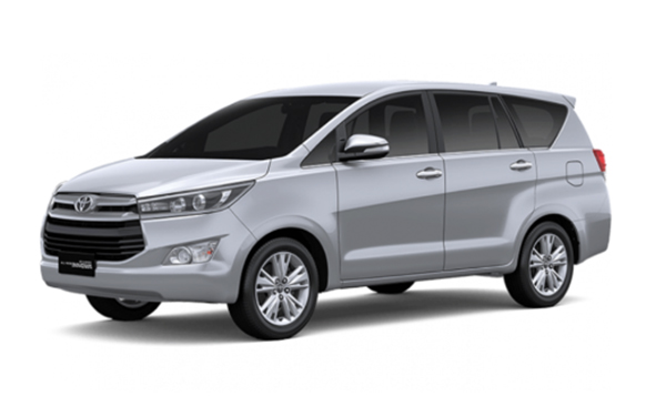 Sewa mobil Innova Reborn di Bali